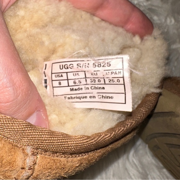 UGG | Classic Short Chestnut Suede Sheepskin Fur Lined Boots 5285 - Picture 10 of 14